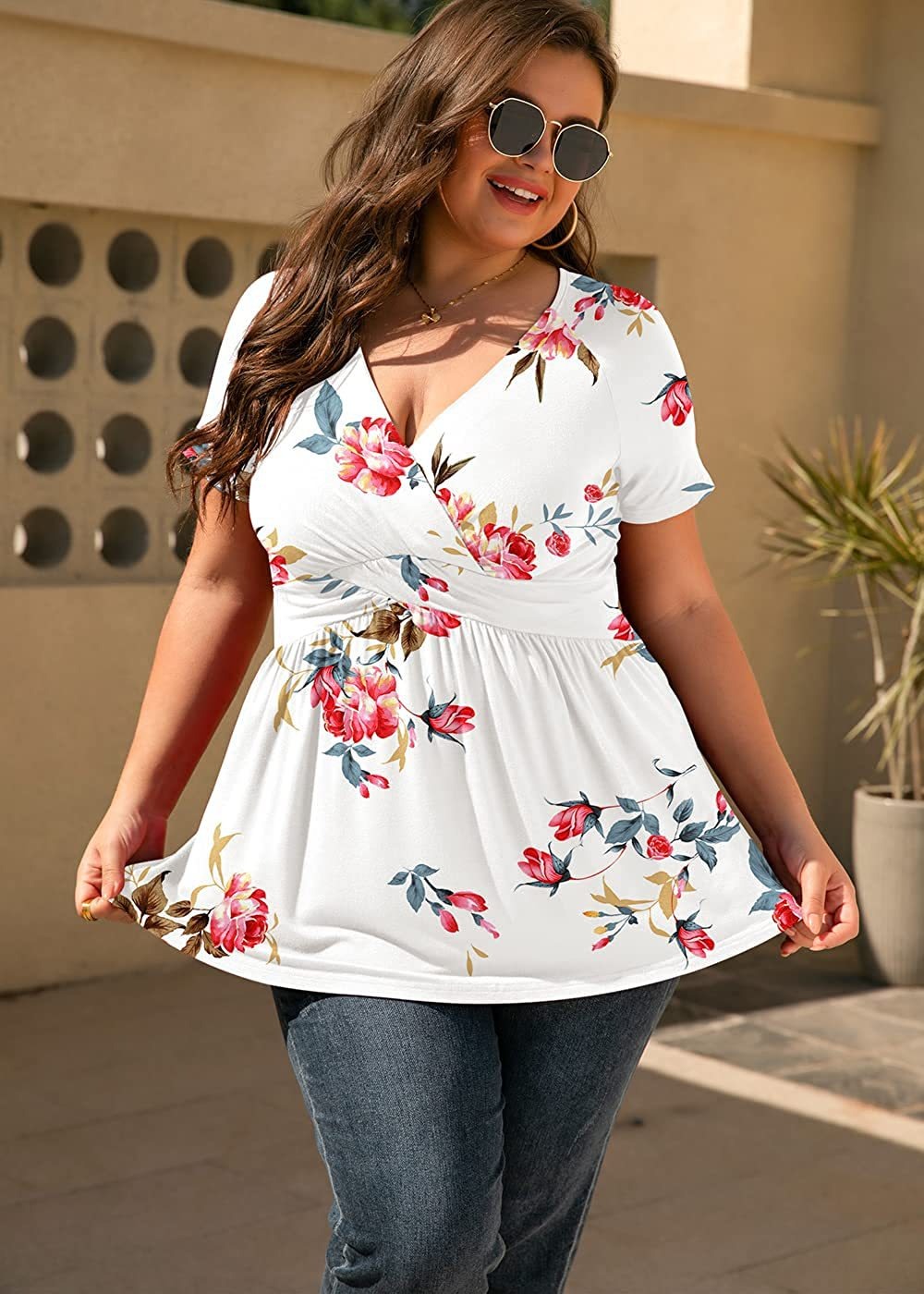 Women's Plus Size Floral Short Sleeve Wrap V-Neck Flowy Top
