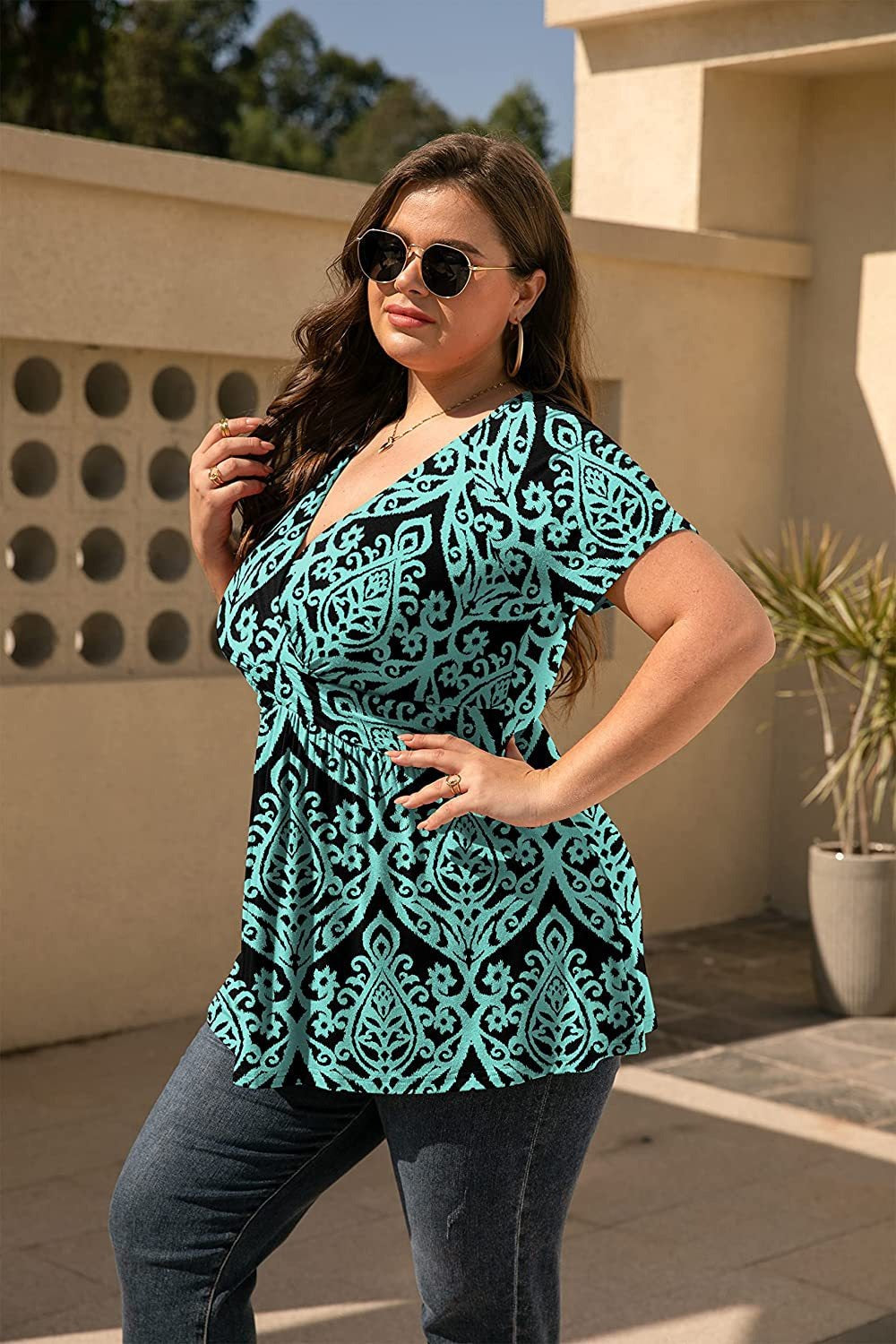 Women's Plus Size Floral Short Sleeve Wrap V-Neck Flowy Top
