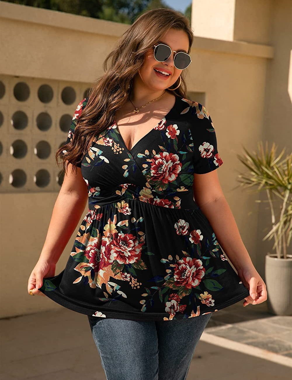 Women's Plus Size Floral Short Sleeve Wrap V-Neck Flowy Top